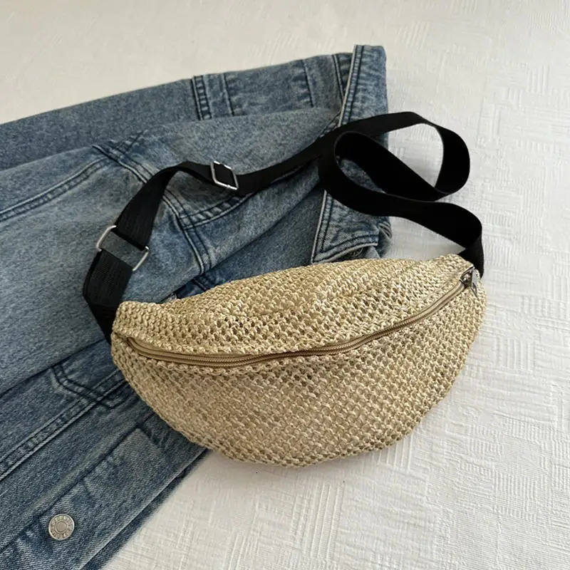 Half Moon Straw Woven Waist Bag Bohemian Vacation Beach Antitheft Handbag Large Capacity Adjustable Chest Bag 250605