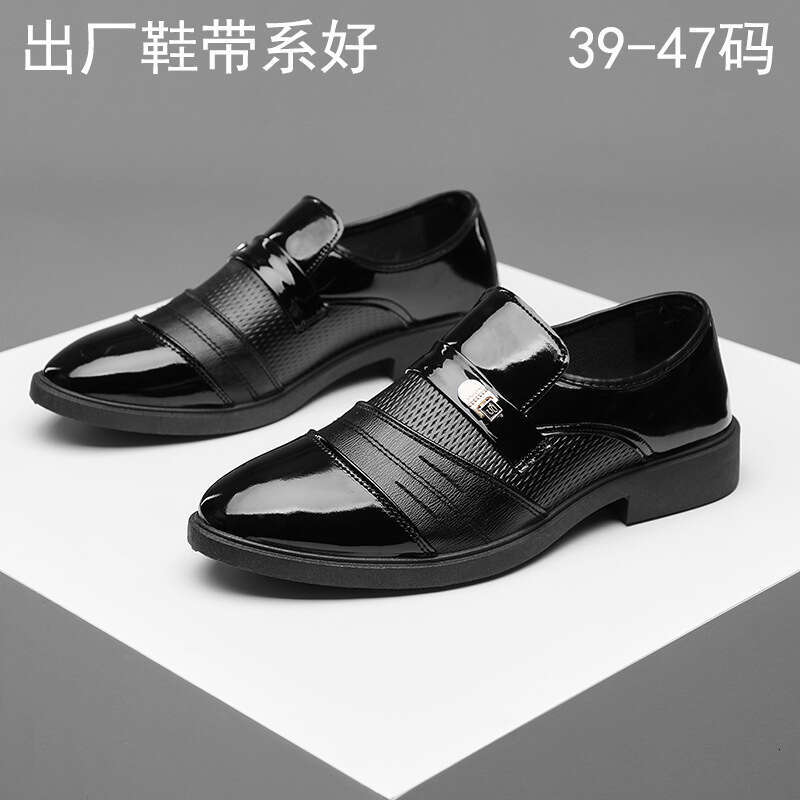 2025 New Shiny Leather Men's Casual Business Formal Large Size Versatile Mirror Shoes