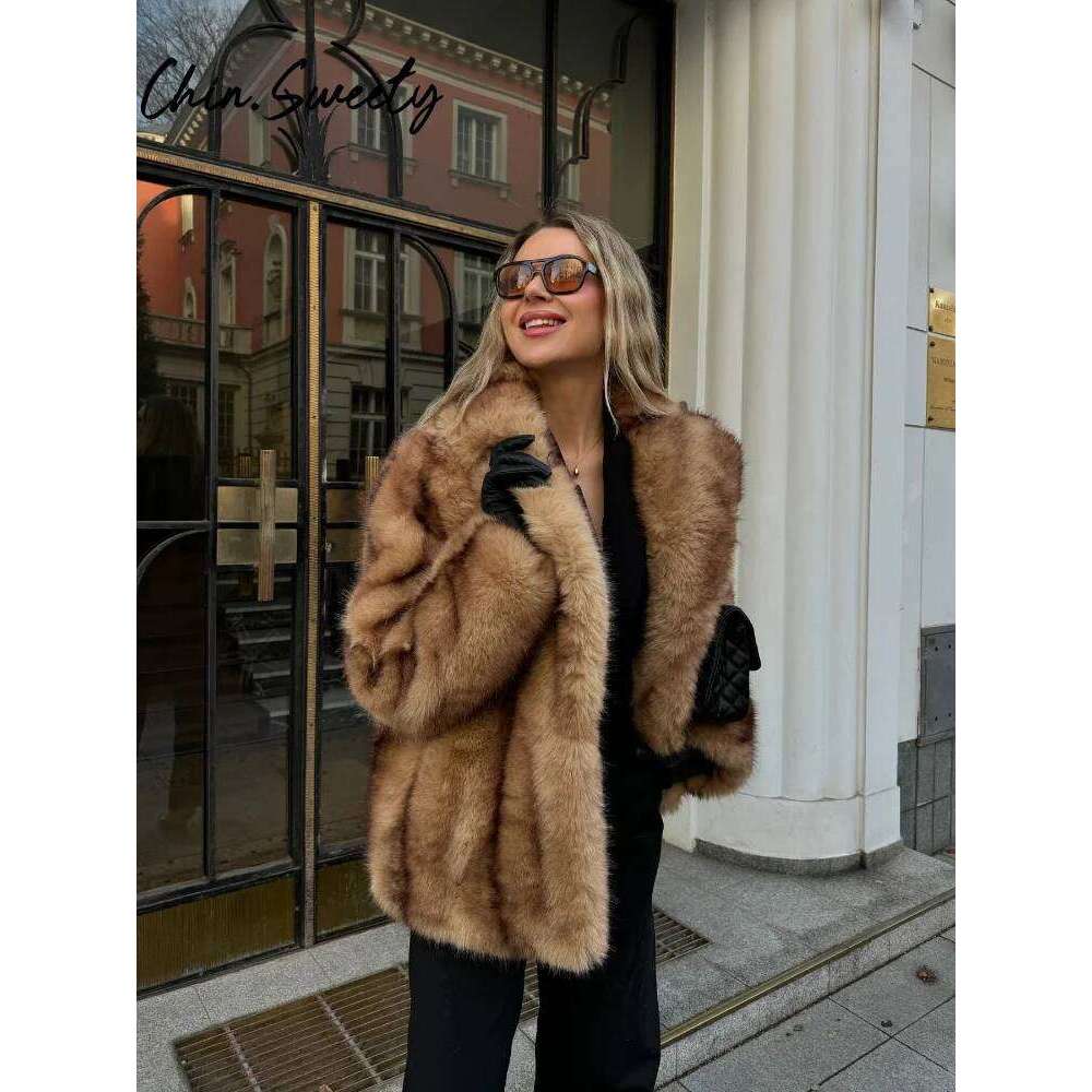 Street Faux Fur Women Coat Urban Full Sleeve Lapel Panelled Pocket Female 2024 Autumn Winter Elegant Lady Outwear luanyun