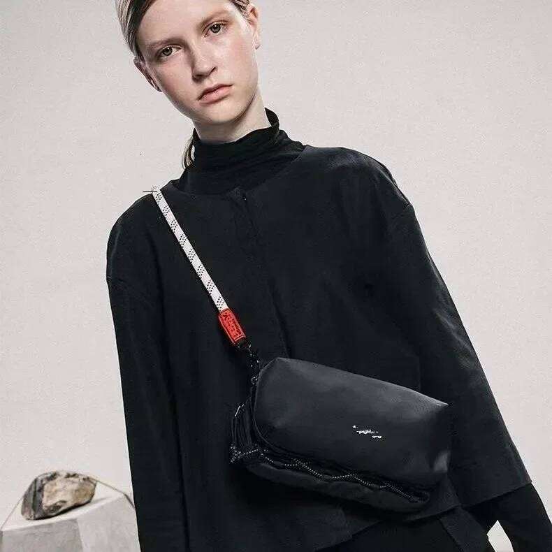 Brand Designer Nylon Women's Shoulder Retro Crossbody Bag Pillow Bowling Boston Handbag