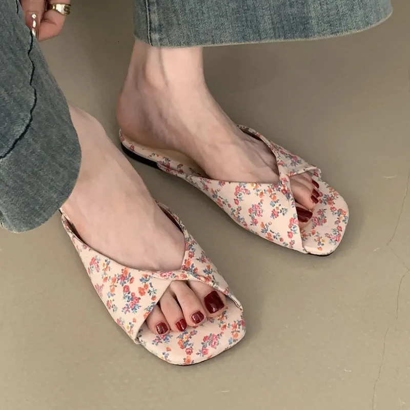 Flats Women Slippers Bohemian Beach Shoes Casual Sandals Summer Trend Woman Open Toe Flip Flops Sport Shoes Mujer Slides 250605