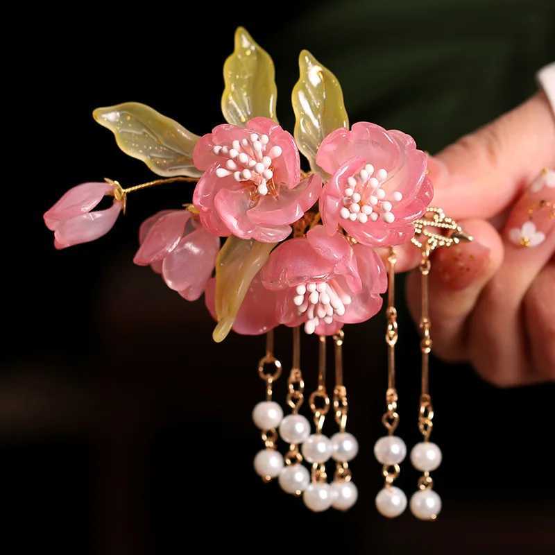 Pink Flower Hair Clips for Bride Wedding Hair Accessories Crystal Floral Hairpins Pearl Headpiece for Women Party Hair Jewelry Z250605