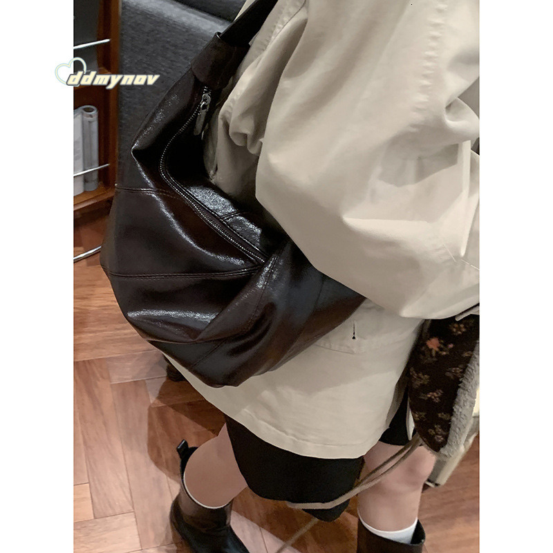 Niche Underarm for Women 2024 New Large Capacity Dumpling Simple Versatile Shoulder Crossbody Bag ddmynov