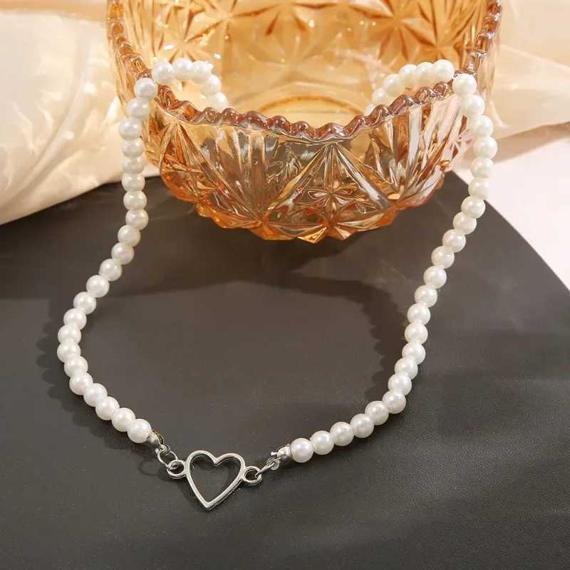 Trendy Love Heart Imitation Pearl Choker Necklace Female Personality Party Fashion Clavicle Collar Accessory Ladies Jewelry Gift Y250605