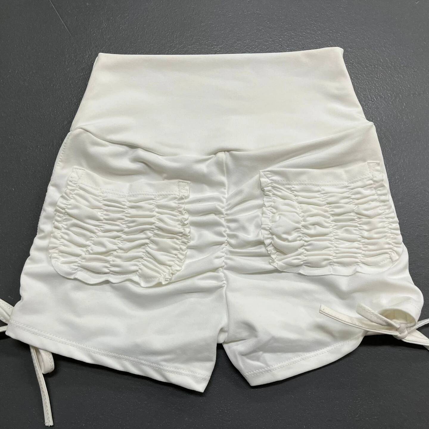 Ddmyoutdoor New Sexy Women Yoga Compression Lightweight Stretch Comfort Scrunch Back Pockets Hot Booty Active Shorts Jogging Suit