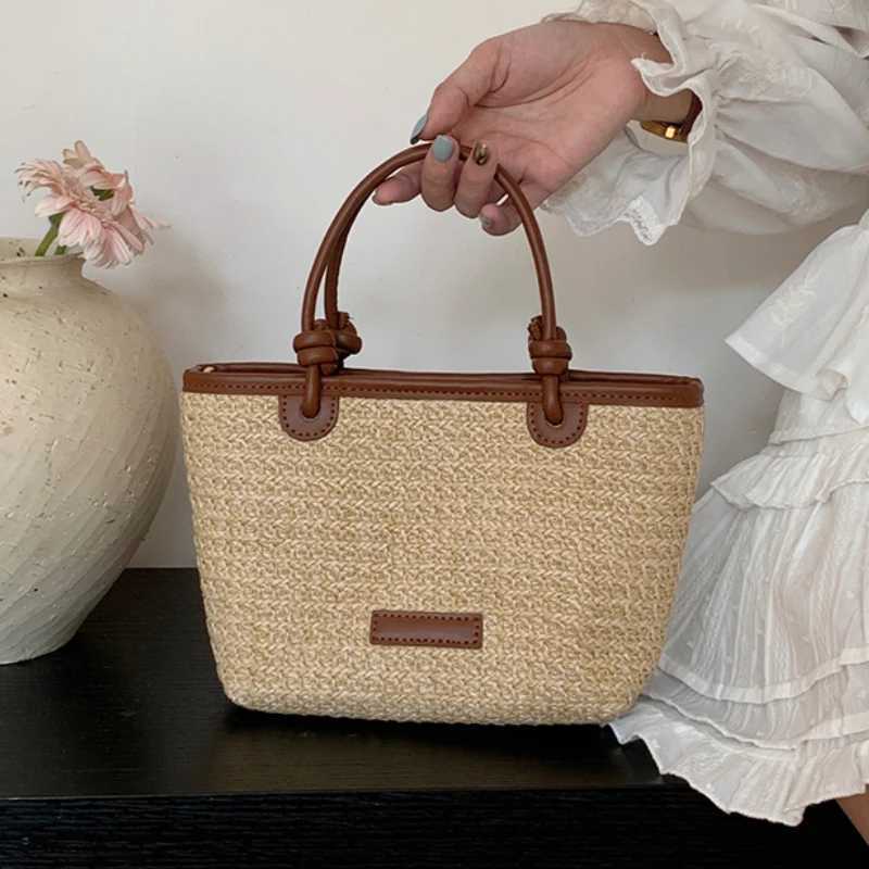 Summer Vacation Womens Beach Straw Shoulder Bag Retro Design Ladies Portable Crossbody Bags Knot Basket Woven Tote Handbags M250606