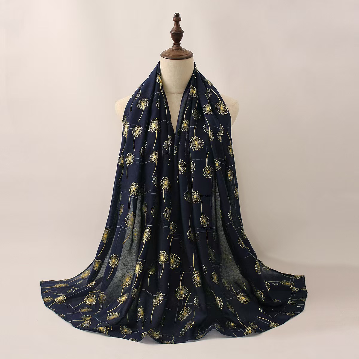 T901 Summer new style plant flower dandelion pattern gold-stamping scarf fashionable ladies sunscreen Baotou long silk scarf