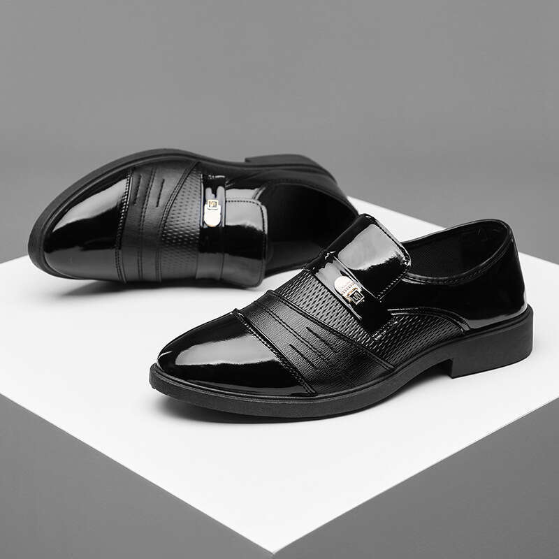 2025 New Shiny Leather Men's Casual Business Formal Large Size Versatile Mirror Shoes
