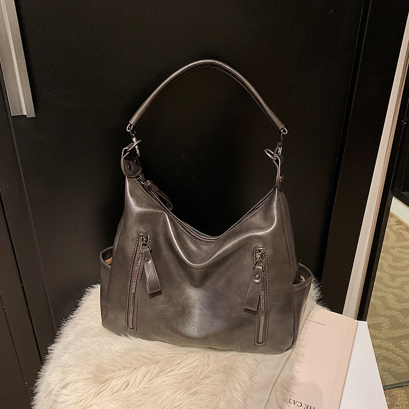 Free Shipping Designer Bag Large Capacity Women 2025 New Fashionable Crossbody With Versatile Texture For Commuting Single Shoulder Tote Bag Trend