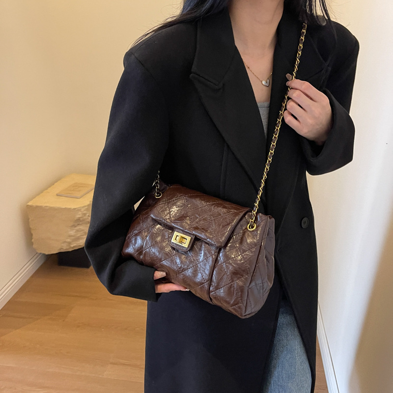 designer High-end Retro Large Bag 2025 New Women's Bag Trendy Hot-selling Versatile Crossbody Bag Fashion Handbag Tote Bag