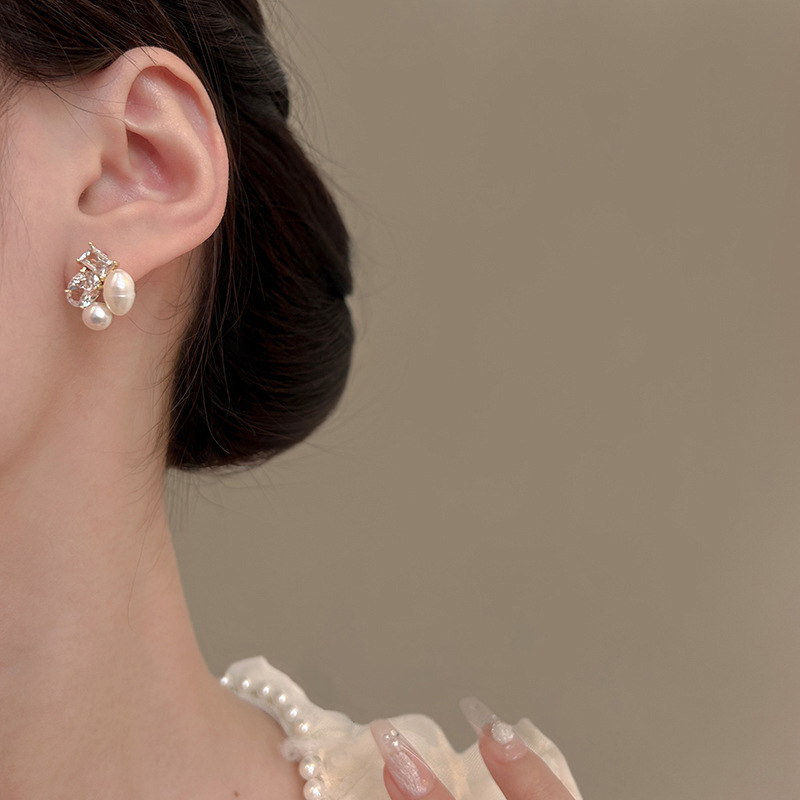 French Inspired Sophisticated Versatile Geometric Stud Earrings for Women Silver Needles Zirconia Freshwater Pearls