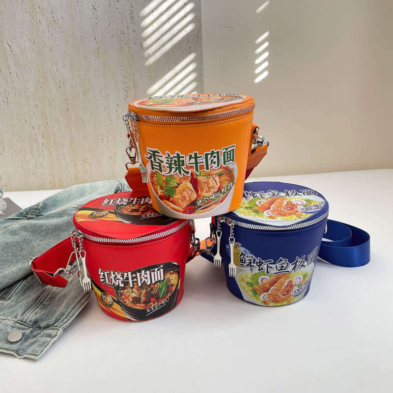 Niche Creative Women's Crossbody Female Ins Style Quirky Fun Commuter Cylinder Shoulder Bag