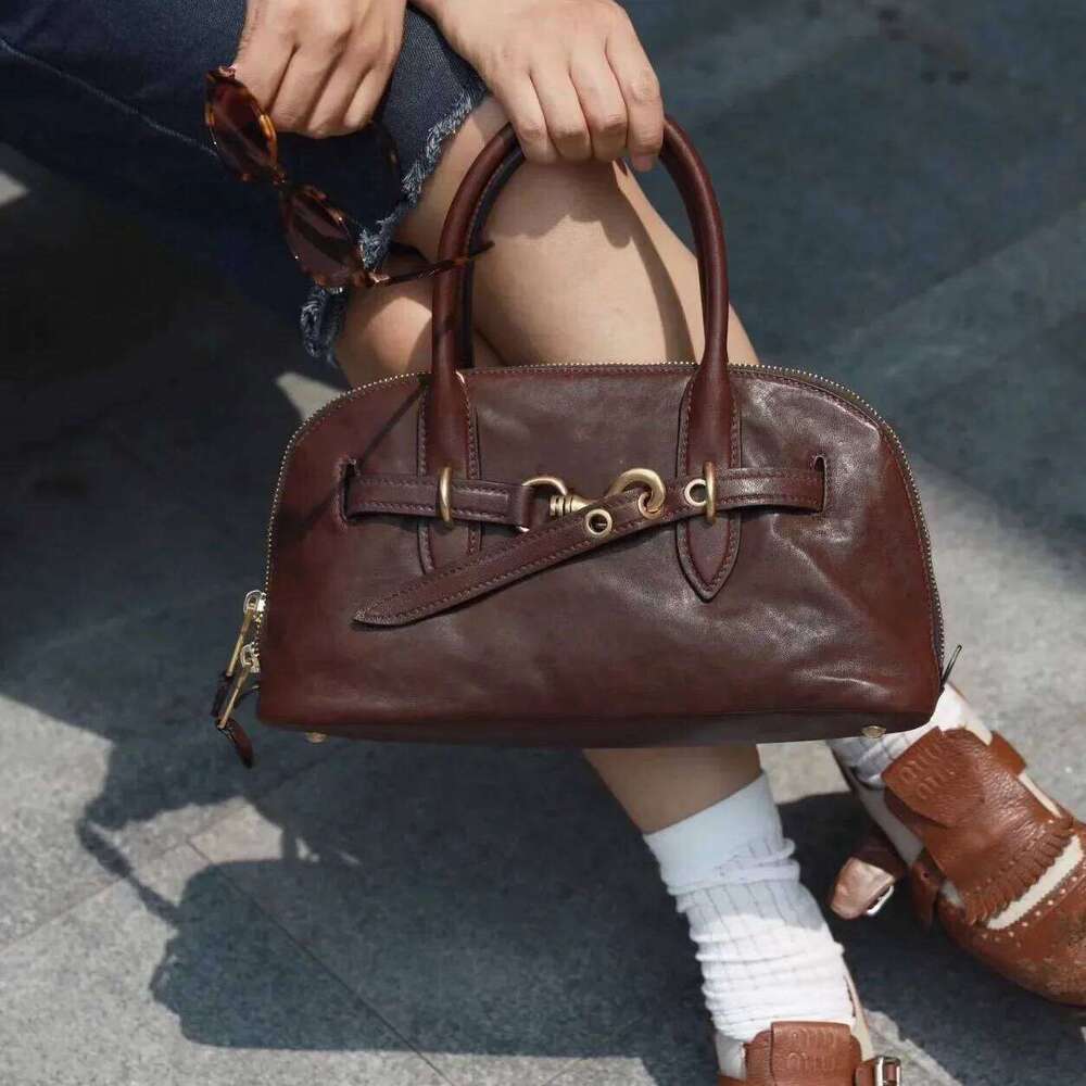 Vintage High-End Feel Cow Leathershell Tote Fashionable Single Shoulder Slant Cross Women's Underarm Bag