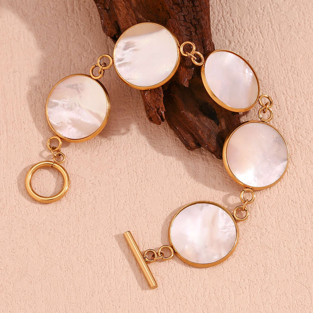 Fashion Niche Versatile Elegant Style Stainless Steel Gold-Plated OT Buckle Natural Mother-of-Pearl Round Bracelet