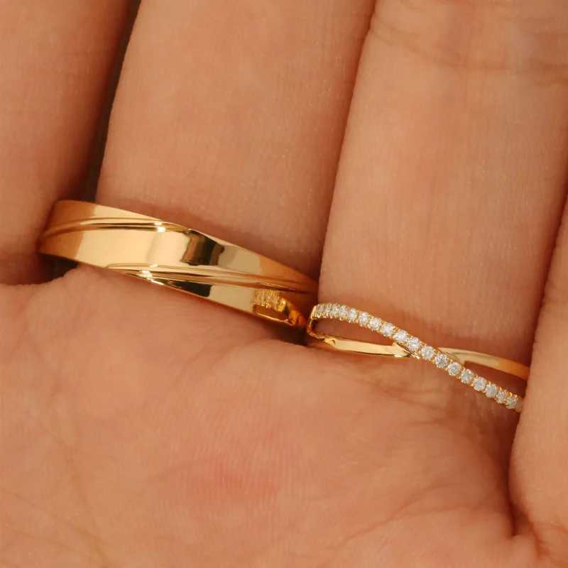 Exquisite Designer Handcrafted Streamline Design 18K/14K/9K Gold Couple Rings Luxurious Wedding/Engagement Bands for Him Her W250606