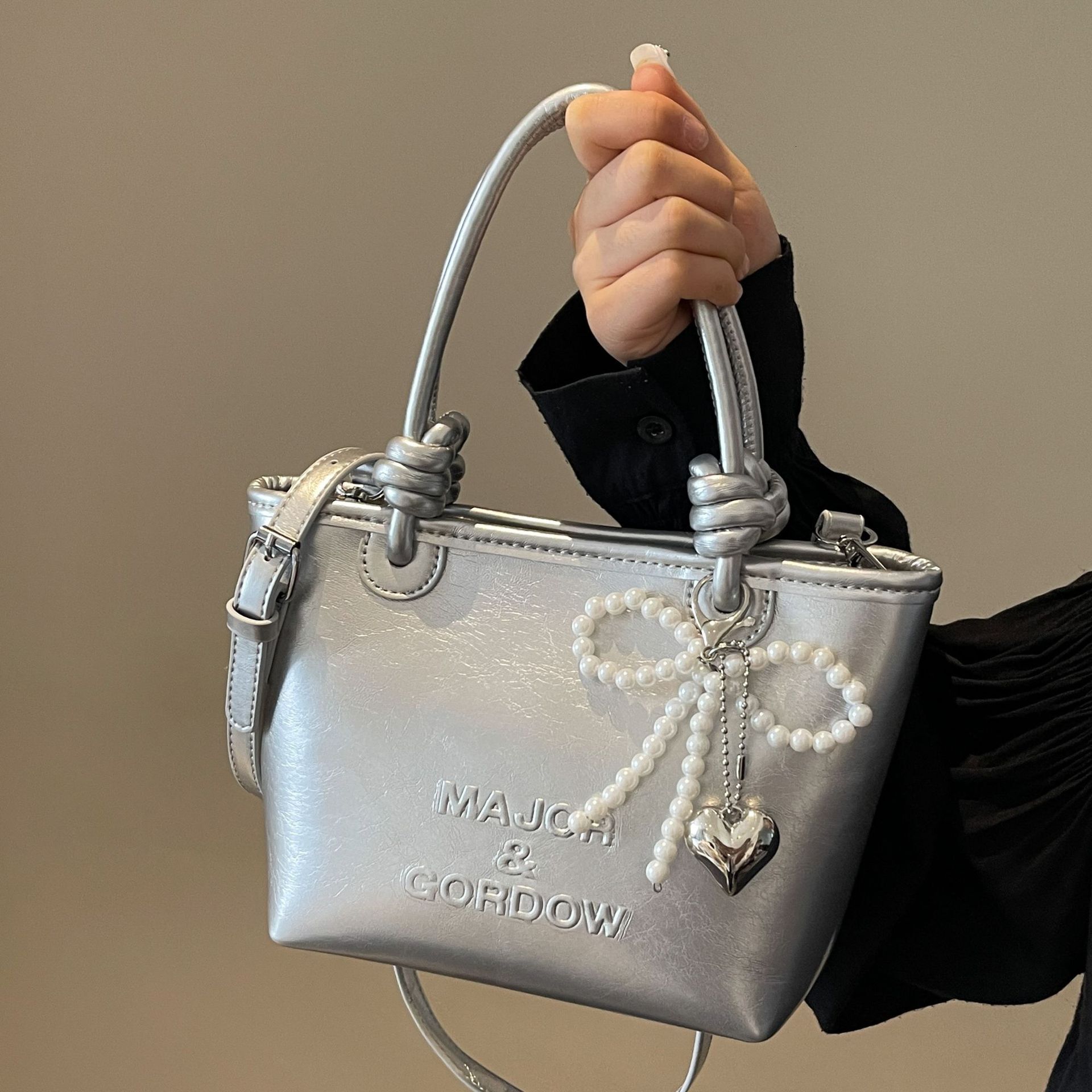 designer Korean Style Women's Bag High-end Exquisite Handbag 2025 Summer New Silver Crossbody Bag Basket Bag