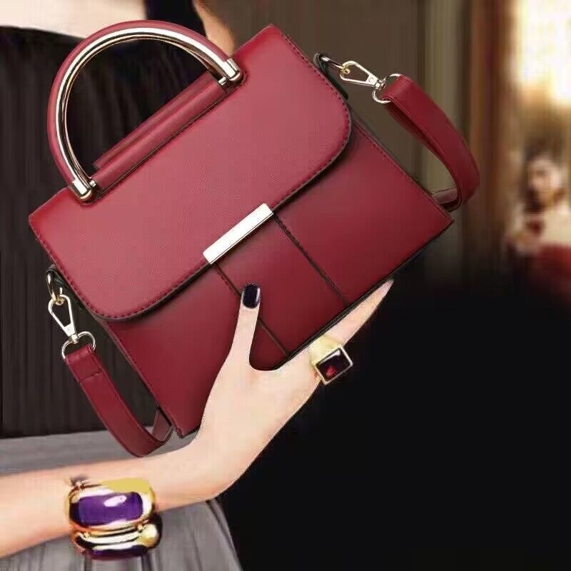 Top High New Style Leather Bag for Women New Versatile Crossbody Shoulder Bag Solid Color Fashion Handbag Simple Large Capacity Trendy New Free Delive