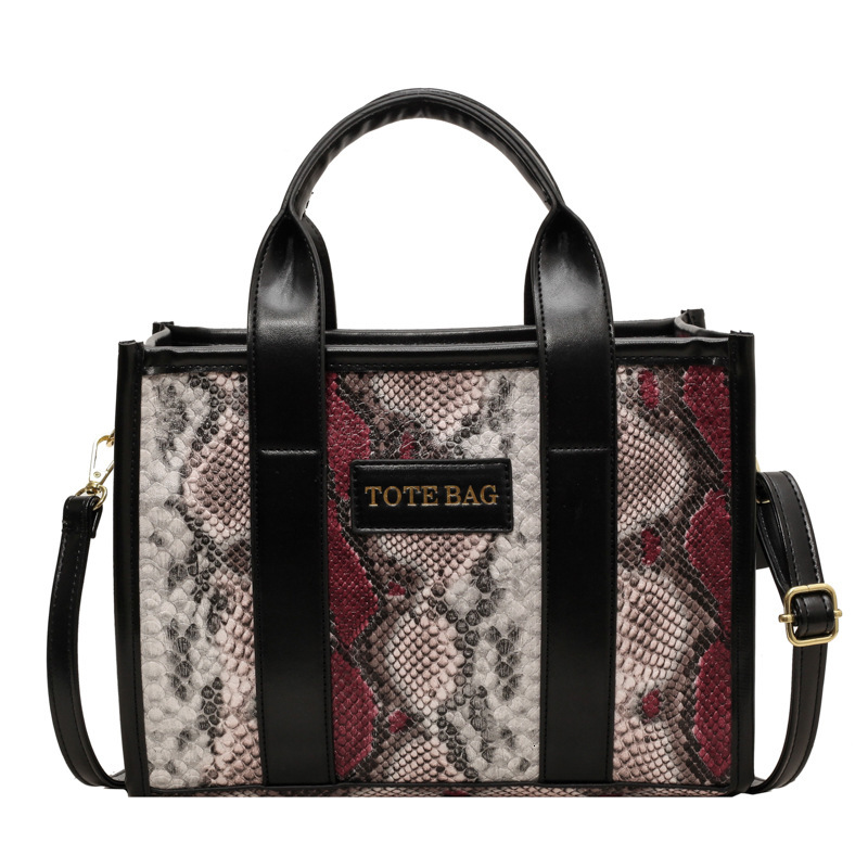Free Shipping Designer Bag 2025 New Niche High-value Womens Shoulder With Contrasting Colors And Snake Skin Patterns Trendy Personality Simple Diagona