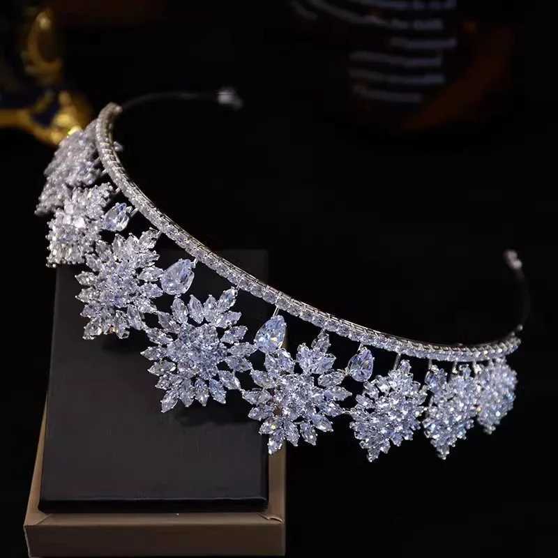 Luxury Tiaras Crowns For Bride Wedding Headdress CZ Zirconia Queen Crowns Bridal Headpieces Women Diadem Party Prom Hair Jewelry Z250605