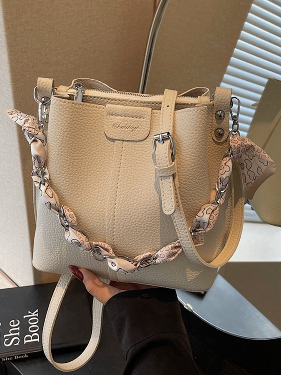 2025 New Spring Summer Women's Bag Fashion Women's Bag New Texture Single Shoulder Crossbody Bag Outdoor Handheld Bucket Bag Chain Bar Desig
