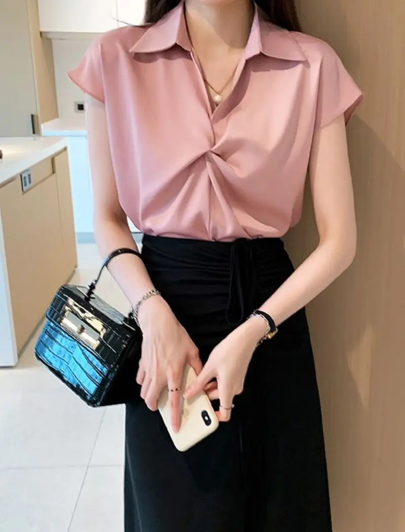 Womens Satin Blouse 2025 Summer V-neck Short-sleeved Solid Color Blouse Fashion Niche top Elegant Ladies Short Shirt 250605