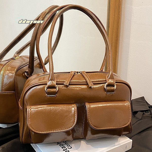 Trendy Underarm 2025 New Large Capacity Simple Commuter Handbag Fashionable Shoulder Bag for Women ddmynov