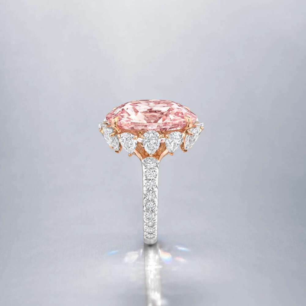 Christie Auctions 1 Billion Same Style Artificial Pink Ice Flower Cut Cushion Shape Goose Yellow Pigeon Egg High Carbon Diamond for Women