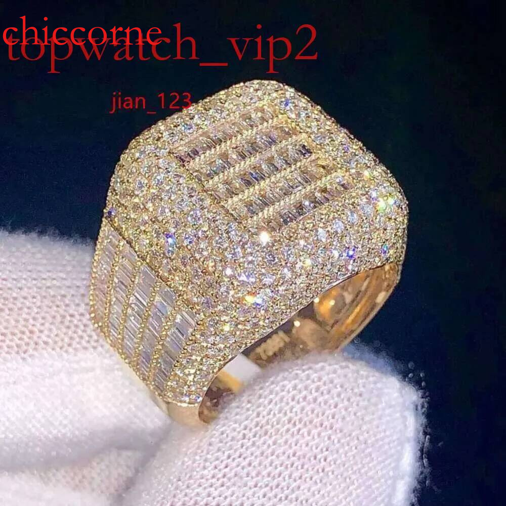 2024A personalized hip-hop diamond-encrusted ringCustom Championship Iced Out Rock Rings Style Sier GRA VVS Baguette Moissanite Dia Mens Hiphop Ring