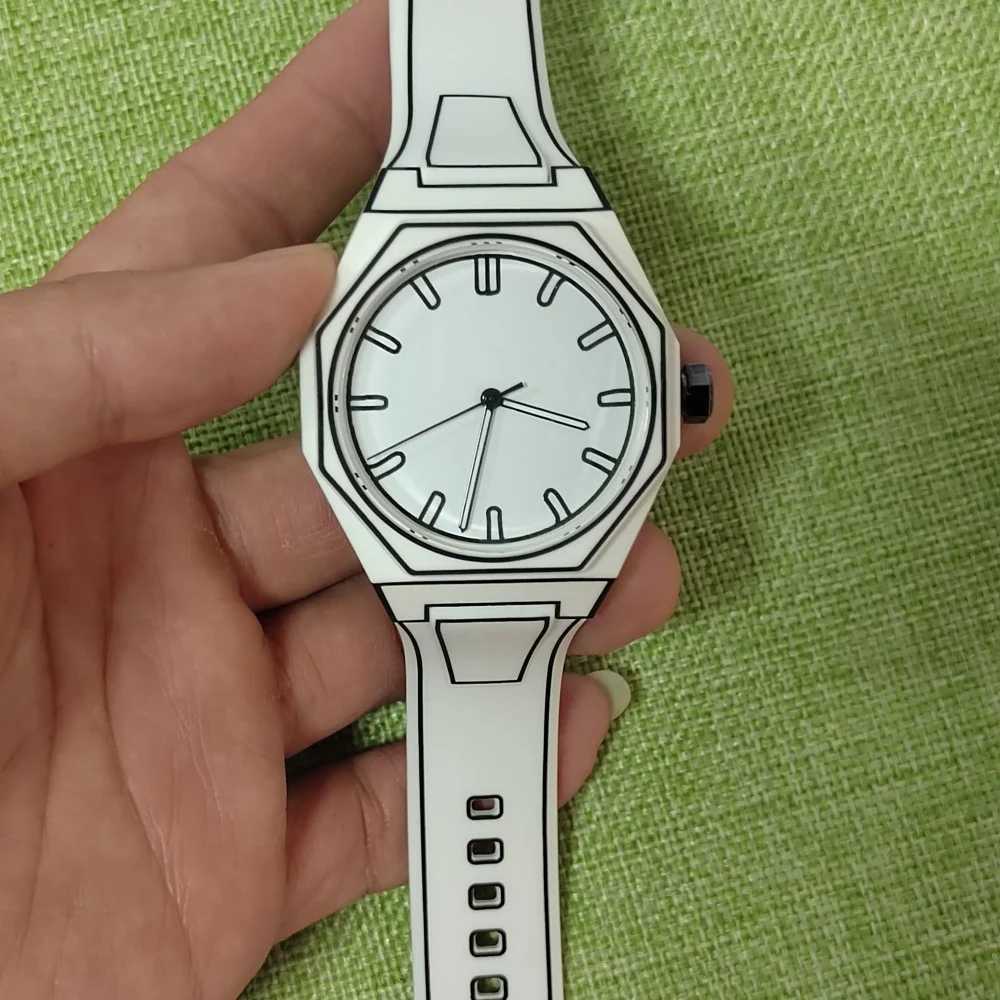 MAYZHISU Mens Watches Comic-book Style Men Quartz Wristwatch Silicone Strap Waterproof Cartoon Luxury Unisex Males Clock Watch Y250605