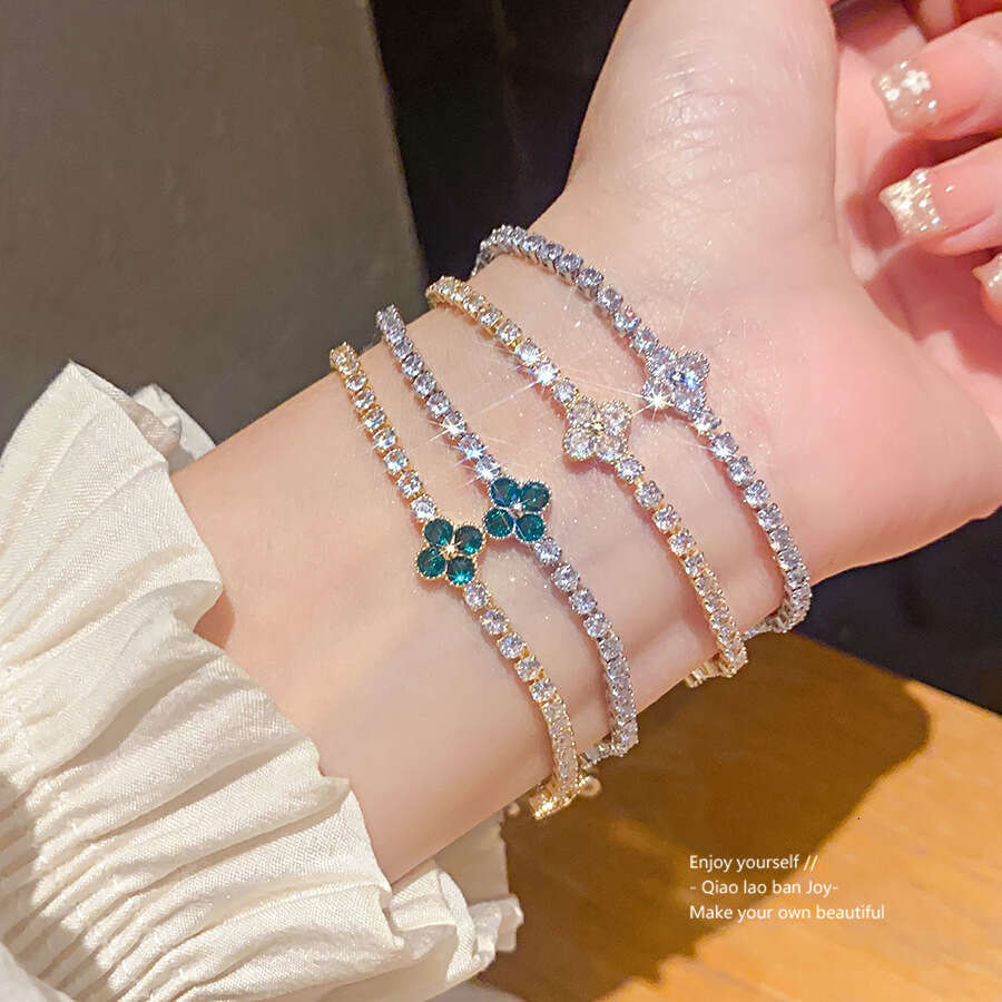 Luxury jewelry designer bracelet 4-leaf clover Zircon Flower Pull-Open Versatile Exquisite Bracelet 2025 Ins Fashion High-End Sense Jewelry