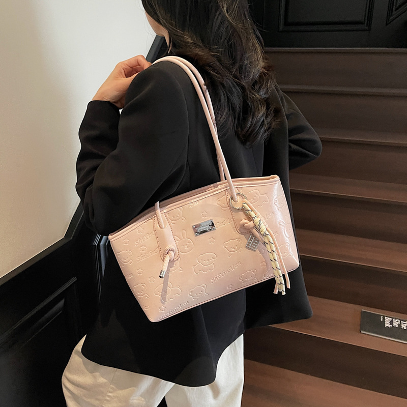 designer High-Quality Texture Underarm Women's 2025 New Trendy Fashion Casual Versatile Shoulder Bag Large Capacity Tote Bag