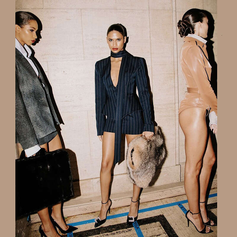 Fashion Autumn Winter New Women's Color Block Striped Print Slim Fit Waist Commuter Style Deep V Top B5