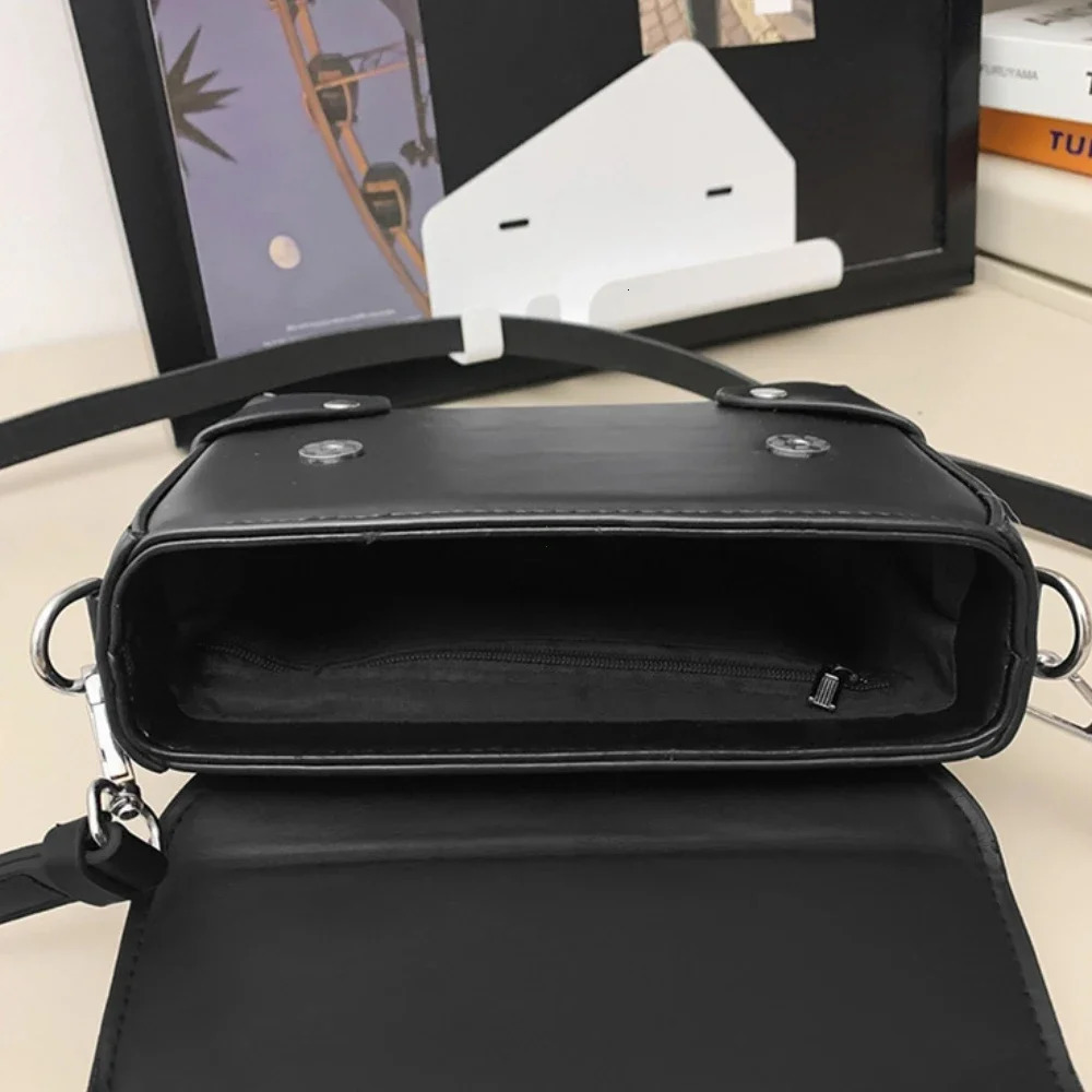 Minimalist Mens Shoulder Bag Fashionable Male PU Leather Crossbody Bags Small Flip Style Messenger Bag for Men Handbag 250605