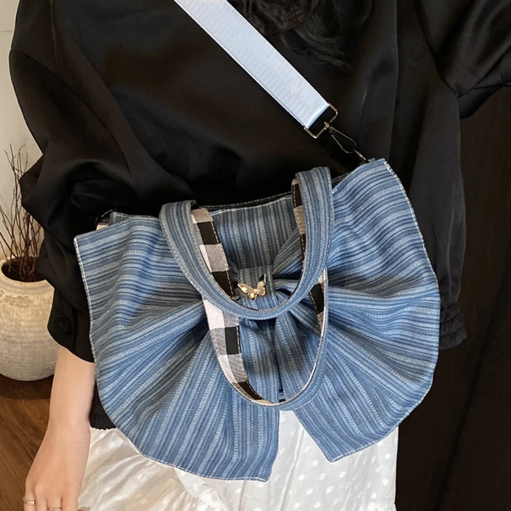 Women Large Capacity Tote Bag Casual All-Match Striped Zipper Bow Underarm Bags Daily Commute Versatile Crossbody Packs 250605