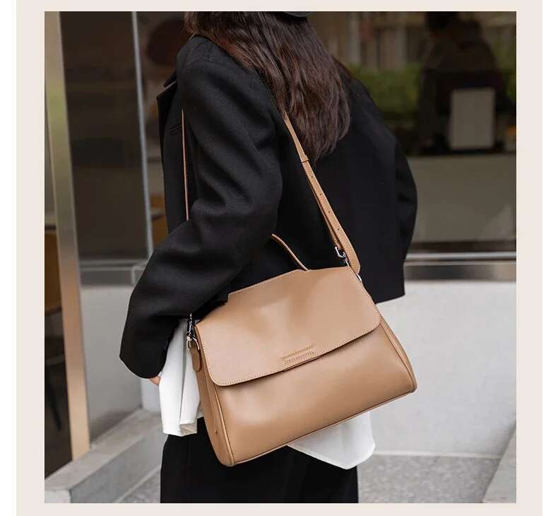 Designer Bags 2025 Women Cow Genuine Leather Shoulder Bag Female Fashion Designer Cowhide Handbags Lady Commuting Large Capacity Bucket Bags Luxury Ba