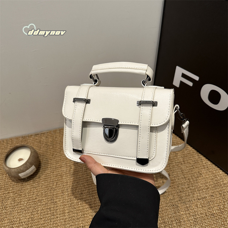 Niche British Style Handbag Small Square for Women 2025 New Versatile High-end Fashion Single Shoulder Crossbody Bag ddmynov