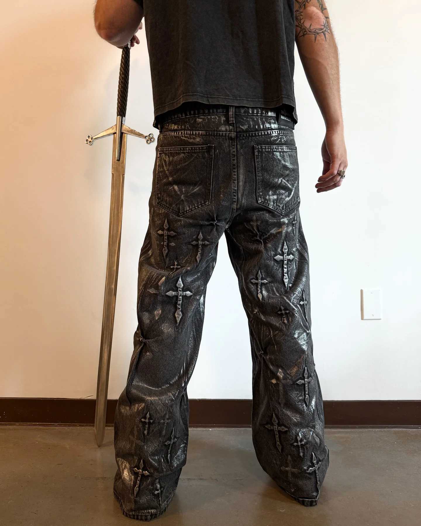 American Gothic Retro Cross Embroidery Washed Heavy Loose Jeans Mens Y2K New Popular Harajuku Hip-Hop Rock Couples Street Wear Z250605