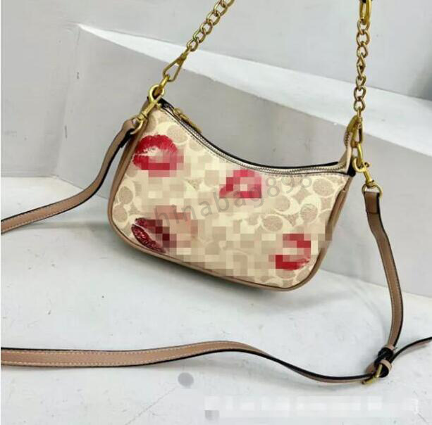 Women Axillary designer handBag fashion bag Purse Genuine leather Top Quality Flap Tote Bags Distress wallets