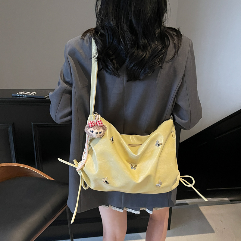 designer Casual Soft Large Capacity Underarm Bag for Women 2025 New High-end Fashion Commuter Shoulder Crossbody Tote Bag