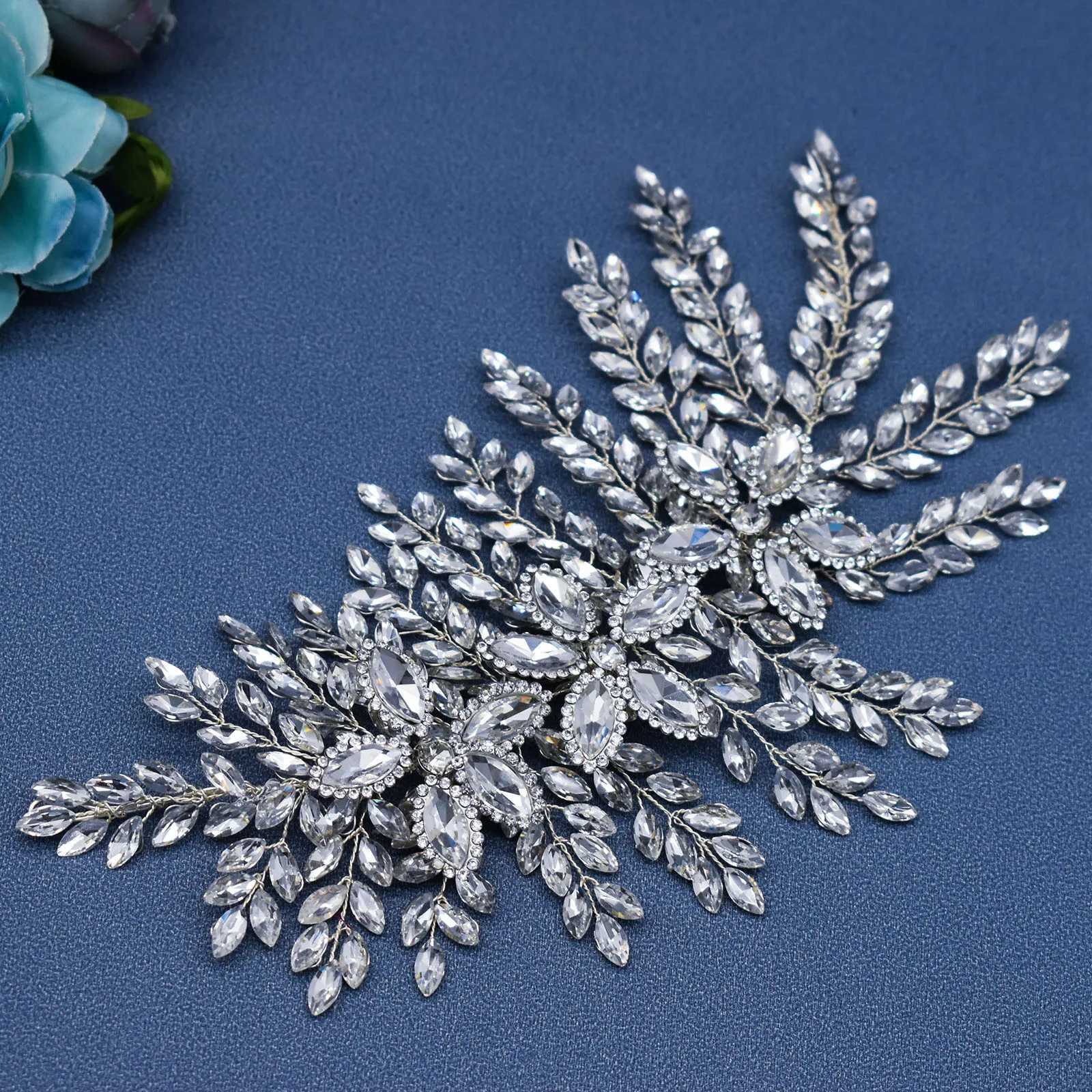 DZ012 Bridal Accessories Crystal Banquet Headdress Bridal Hair Jewelry Headpiece Gift Fashion Bridal Tiaras Baroque Hairbands Z250605