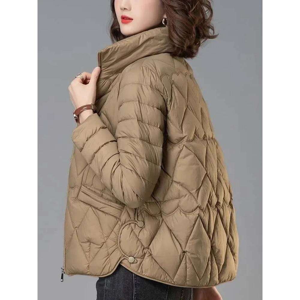 Lightweight Down Women Coats 2025 Autumn New Middle-aged Mother Clothes Short Cotton Jacket Female Outerwearr