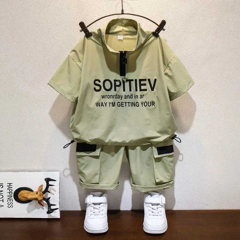 Boys Clothes Set Spring and Autumn New Handsome Childrens Hooded Panel Sweater Pants 2-Piece Baby Casual Sportswear R250606