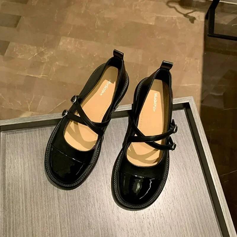 Ddmyoutdoor Mary Jane Women S Autumn New Leathe French Single Buckle Flat Platform Comfort Non Slip Round Toe Shoes Outdoor Shoes