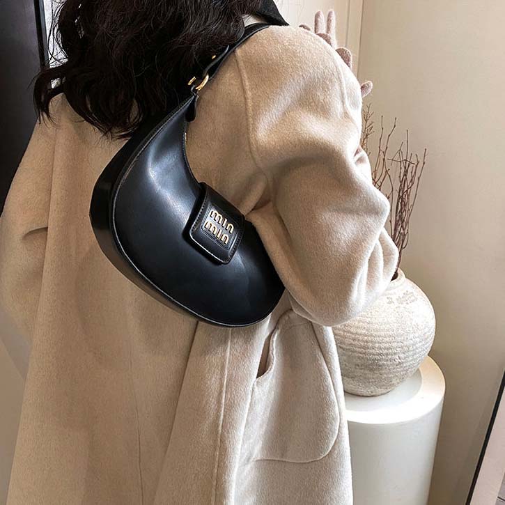 Designer Shoulder Bag Luxury Top Quality Womens Fashion Bag classical Handbag Half moon bag lassical Handbag messenger fashionable bag 789