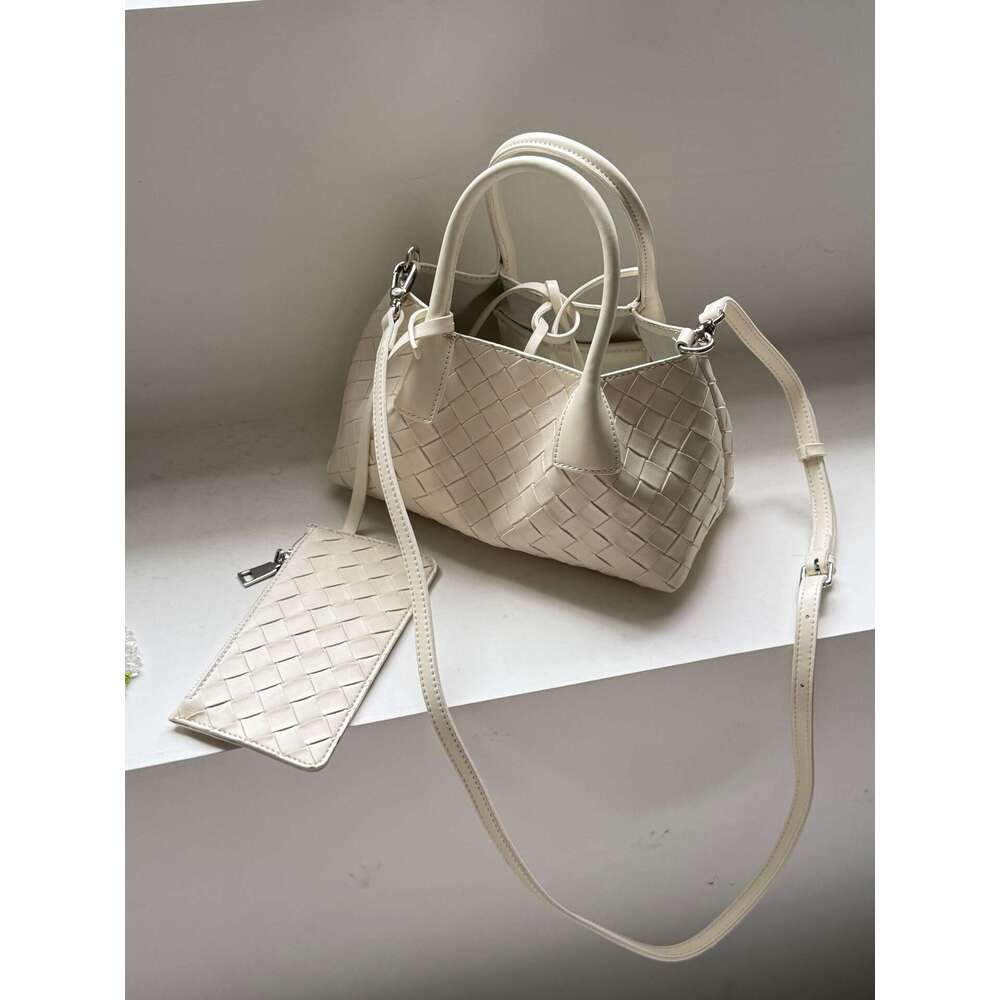 Spring Summer Simple New Design High end Luxury Woven Shoulder Handbag Mother and Child Tote Bag