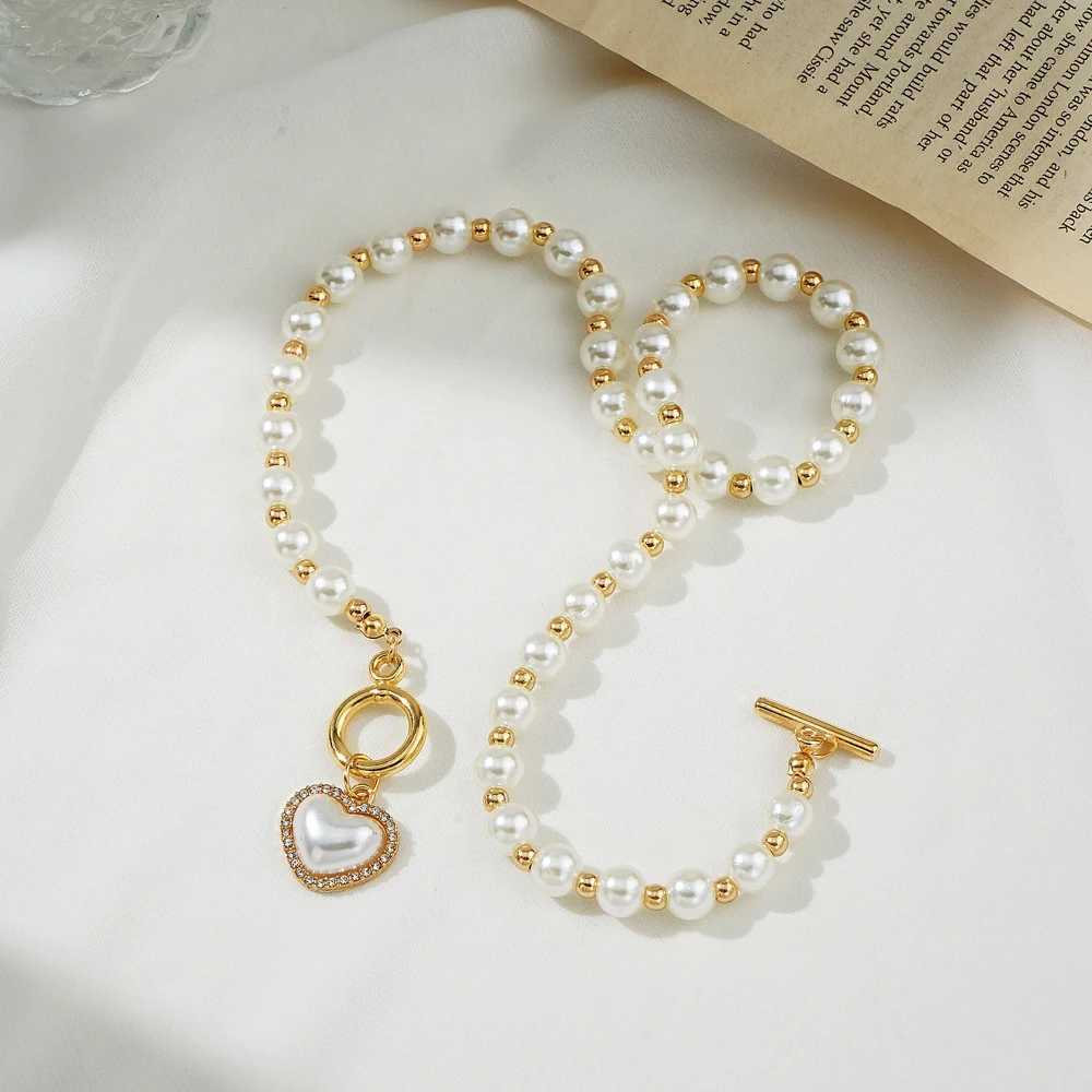Elegant Pearl Necklace For Women Heart Pendant Necklaces Luxury Imitation Pearls Chain Necklaces Korean Jewelry Girls Gifts Y250605
