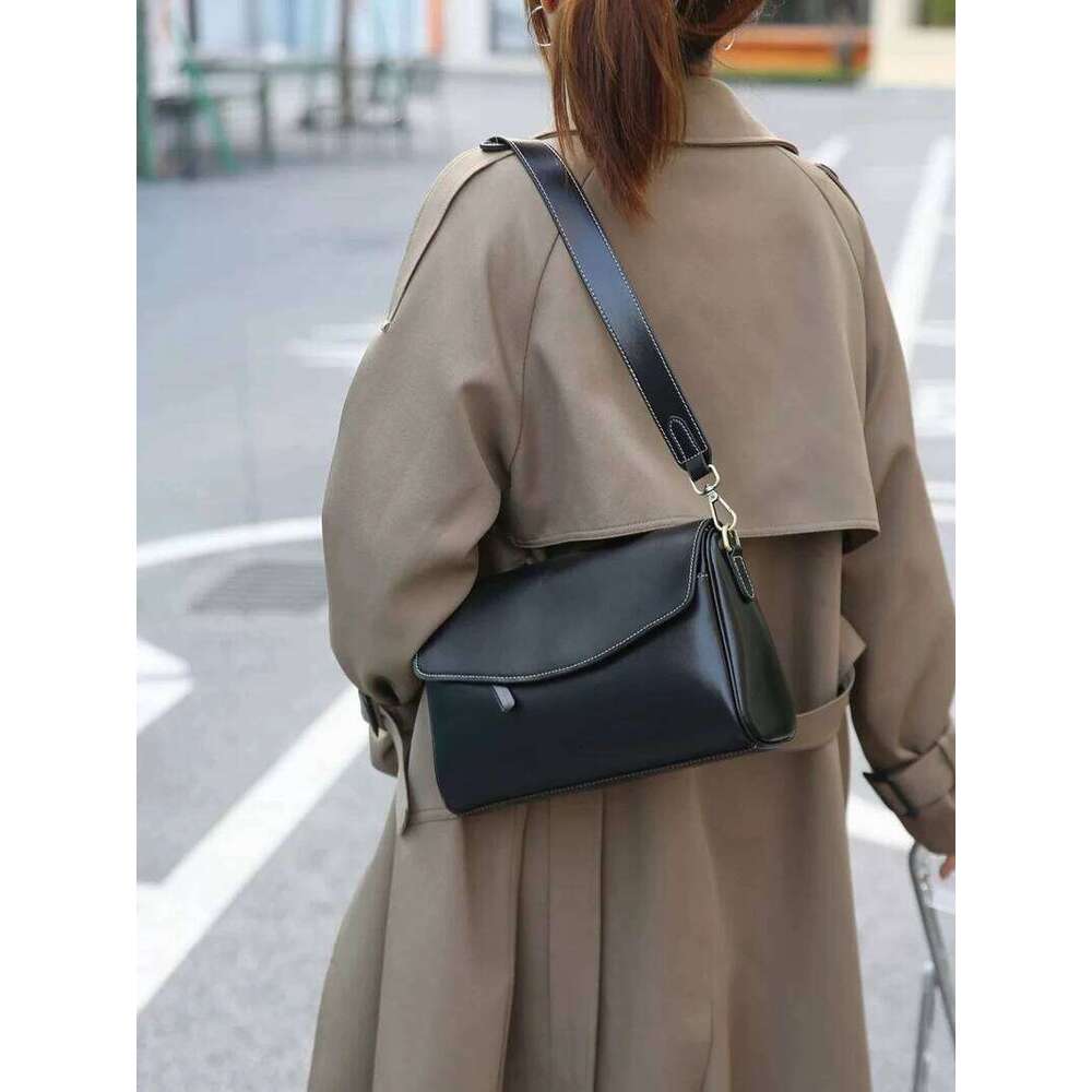 New fashion Shoulder for women product casual and simple women's leather shoulder mobile wallet mini bag