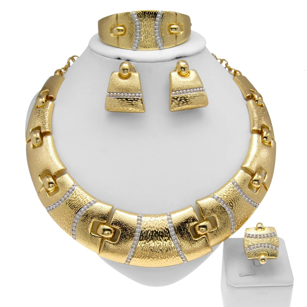 est Italian Gold Plated Jewelry Set Dubai Gold Colou High Quality Ladies Necklace Banquet Wedding Jewelry 250530