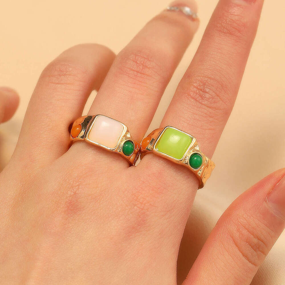 Vintage-Inspired Handcrafted Tiger's Eye Gemstone Ring with Unique Design