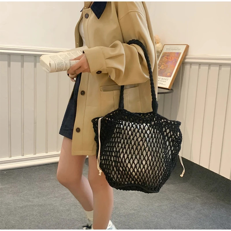 Fashion Woven Straw Bag Hollow Shoulder Bag Large Capacity Tote Handmade Bag Cotton Linen Net Bag Beach Holiday Bag 250605